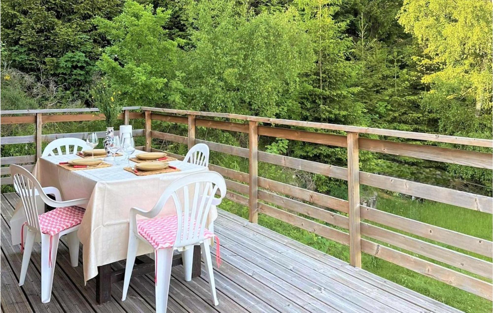Gorgeous Apartment In Gerardmer With Kitchen Экстерьер фото